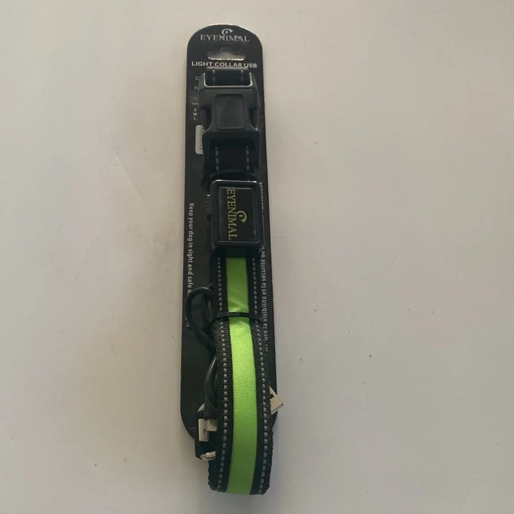 Eyenimal Black and Green Dog Collar with Rechargeable Flashing Light.NWOT